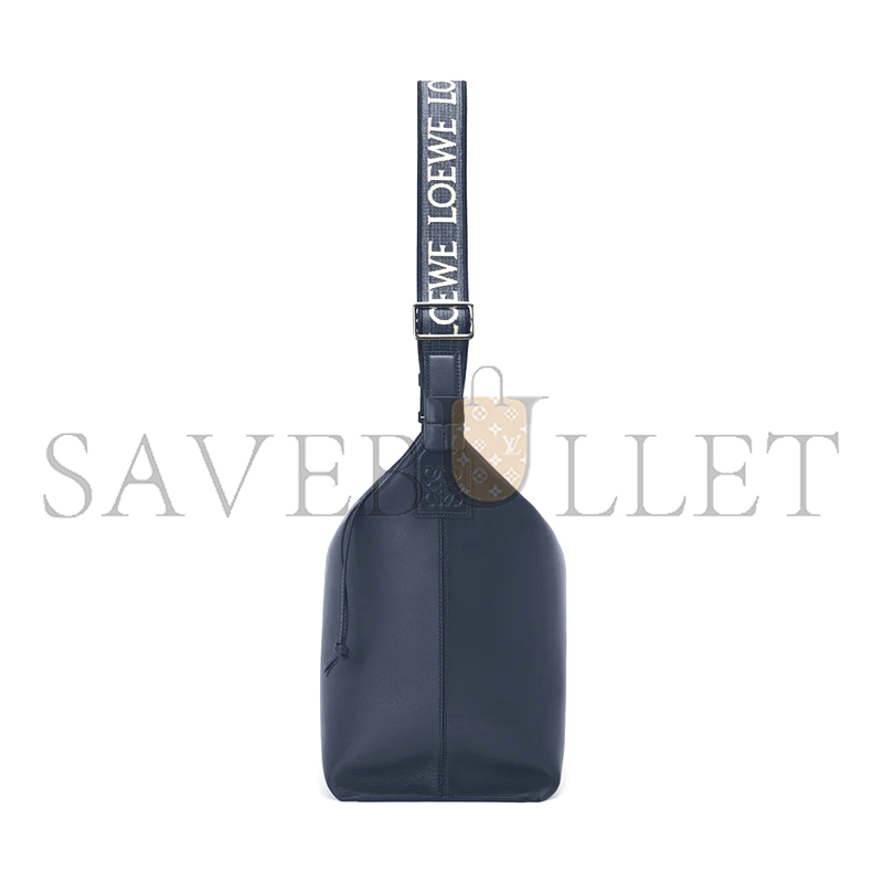 LOEWE CUBI CROSSBODY BAG IN SUPPLE SMOOTH CALFSKIN AND JACQUARD B906K70X01 (44*30*18cm) LOEWE CUBI CROSSBODY BAG IN SUPPLE SMOOTH CALFSKIN AND JACQUARD B906K70X01 (44*30*18cm)